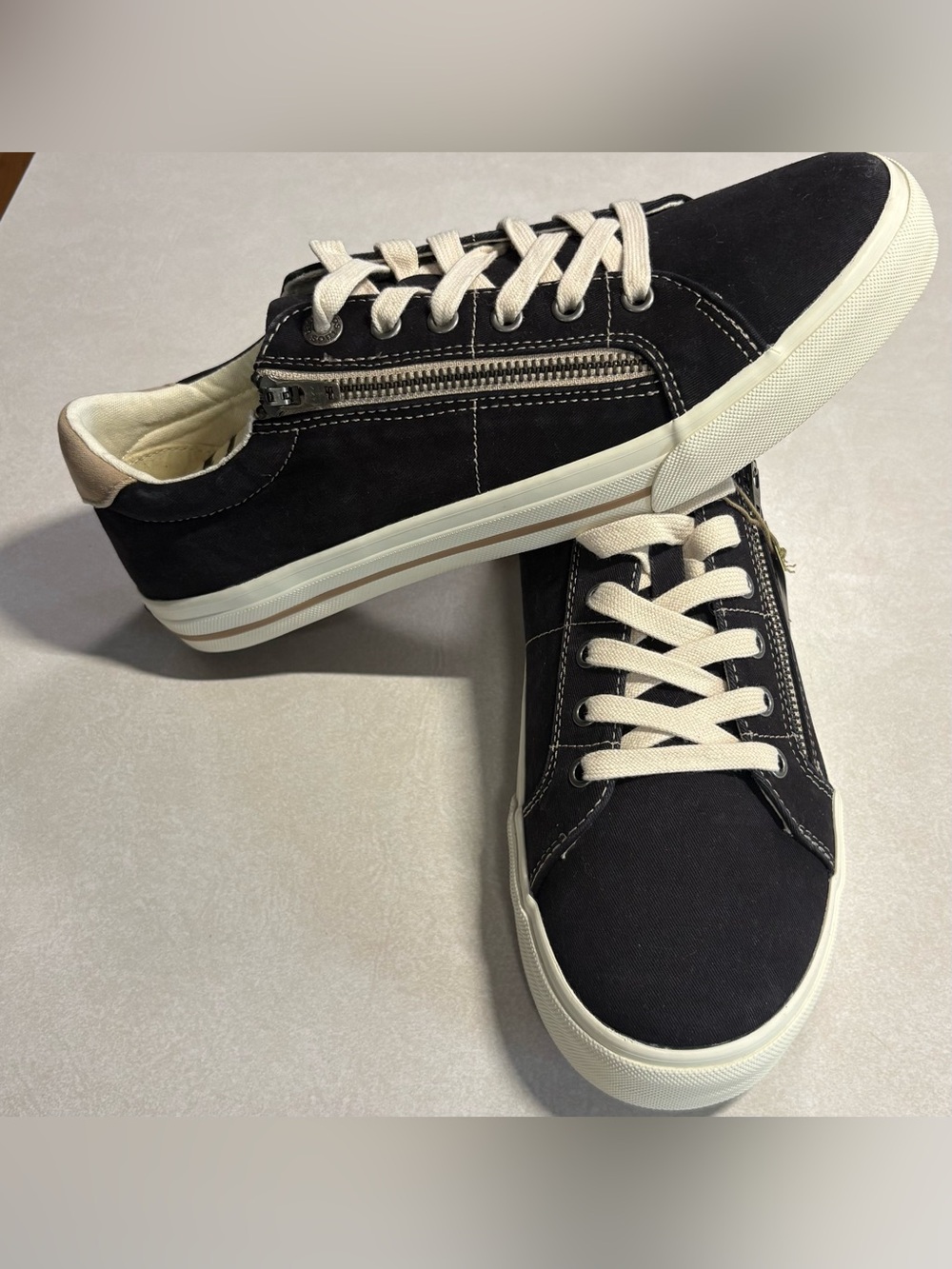 Taos Footwear Plim Soul Black Sneakers with Cream Trim